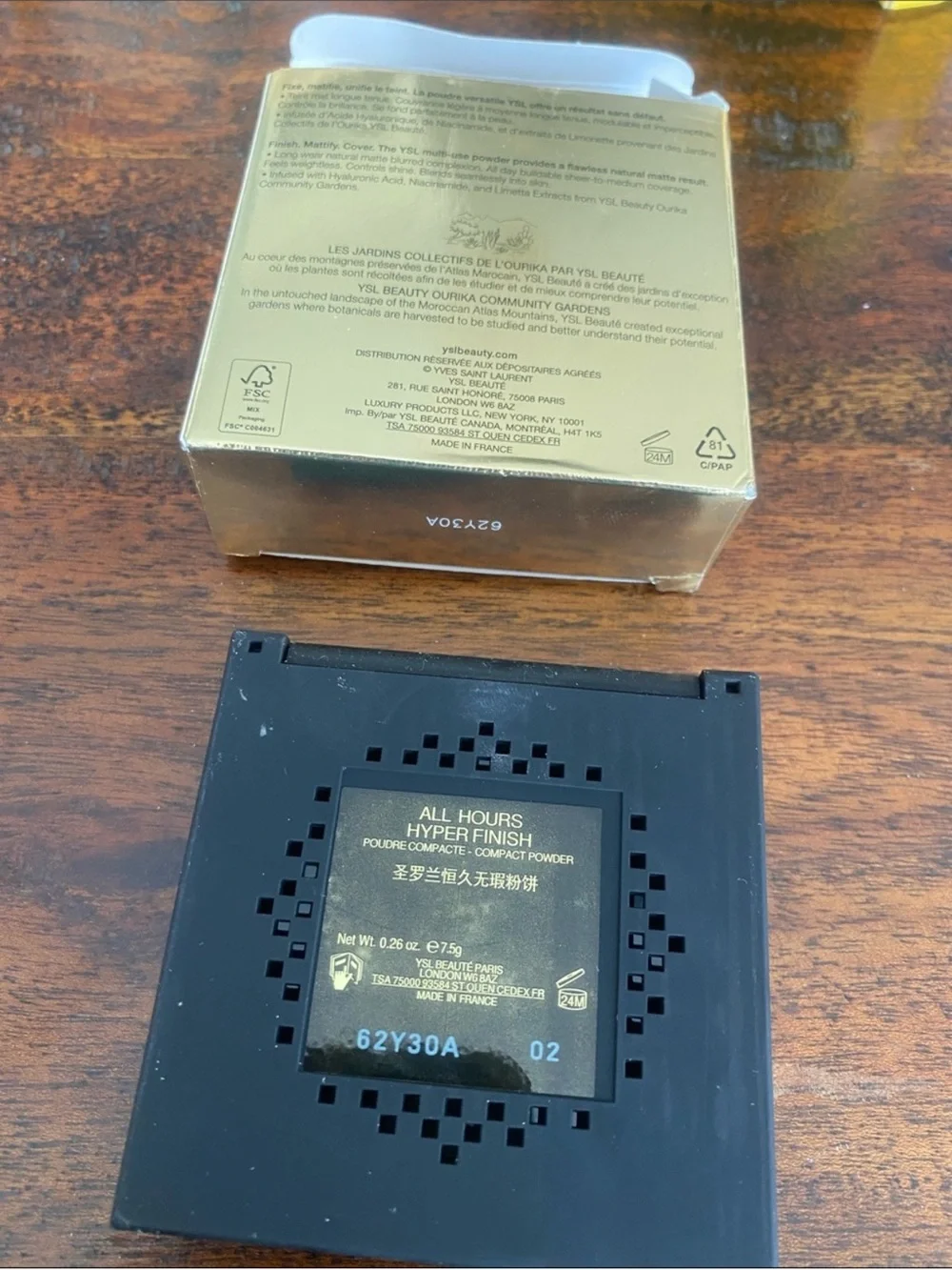 Yves Saint Laurent Gold & Black Compact Powder